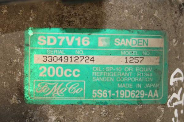 COMPRESSEUR DE CLIMATISATION FORD - Vue 2